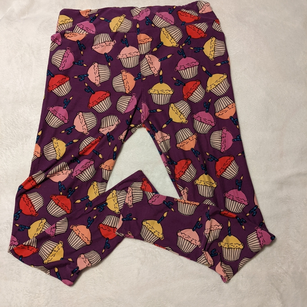 Lularoe tall and curvy cupcake leggings